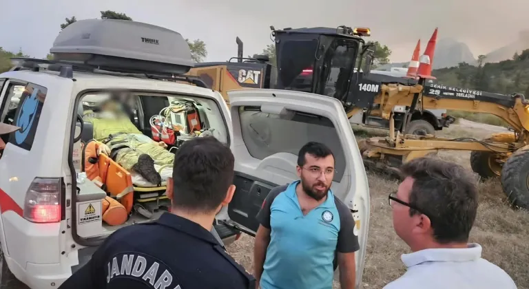 GÜNCELLEME - Antalya'nın Serik ilçesinde çıkan orman yangınına müdahale ediliyor