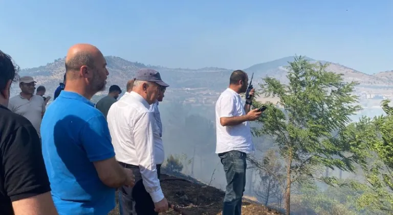 GÜNCELLEME - Balıkesir Dursunbey'de arazide başlayıp ormana sıçrayan yangına müdahale ediliyor