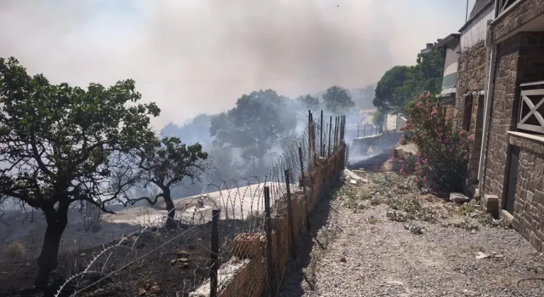 GÜNCELLEME - Çanakkale'de ormanlık alanda çıkan yangına müdahale ediliyor