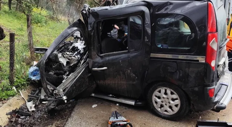 GÜNCELLEME - Ordu'da trafik kazasında 2 kişi öldü, 2 kişi yaralandı