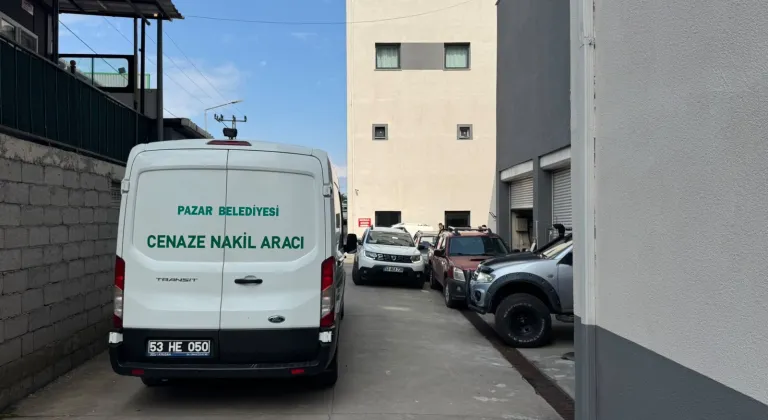 GÜNCELLEME - Rize'de denizde kaybolan çocuğun cansız bedeni bulundu