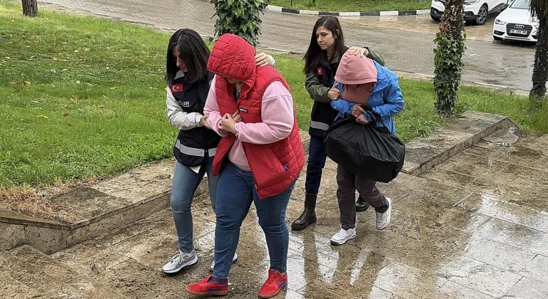 GÜNCELLEME - Samsun merkezli dolandırıcılık operasyonunda yakalanan 4 şüpheli tutuklandı