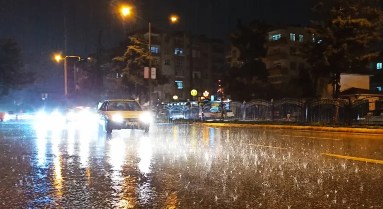 GÜNCELLEME - Şanlıurfa'da sağanak etkili oluyor