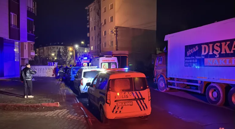 GÜNCELLEME - Sivas'ta bir çocuk, babası ve ağabeyini silahla öldürüp, babaannesini yaraladı