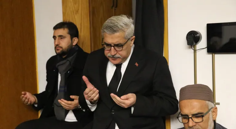 Habib-i Neccar Camisi'nde 6 Şubat depremlerinin üçüncü yılında hatim duası yapıldı