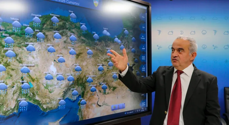 Hafta sonu yurdun batısı yağmurlu, doğusu kar yağışlı geçecek