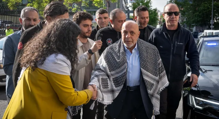 HAK-İŞ üyeleri, Sumud aktivistleri Arslan ve Zengin'i karşıladı