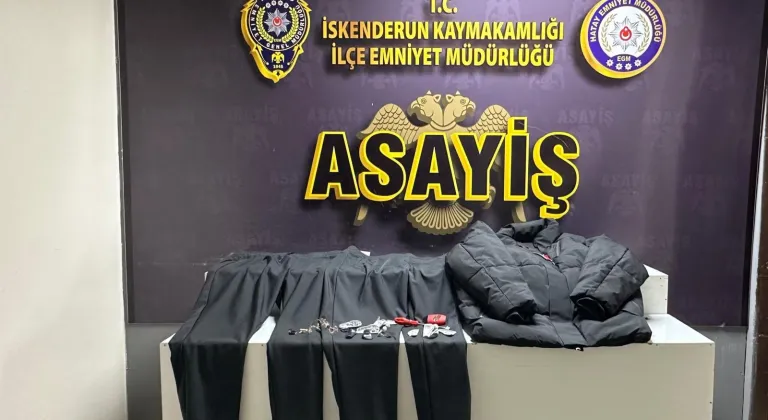 Hatay'da alışveriş merkezindeki mağazadan hırsızlık yapan zanlı tutuklandı