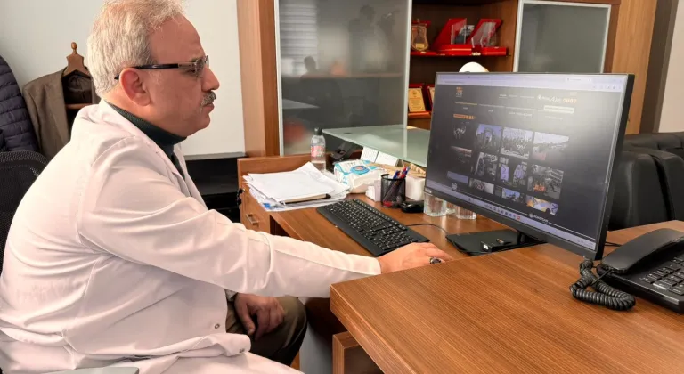 Hatay'da başhekimler, AA'nın "Yılın Kareleri" oylamasına katıldı