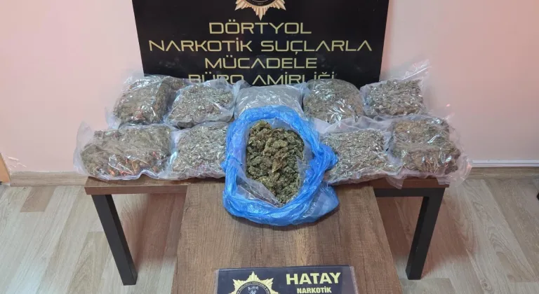 Hatay'da bir tırda 5 kilo 450 gram uyuşturucu ele geçirildi