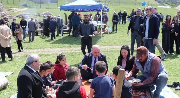 Hattuşa Antik Kenti'nde "Çiğdem Aşı ve Geleneksel Çocuk Oyunları Etkinliği" yapıldı