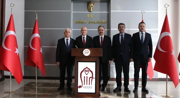 Hazine ve Maliye Bakanı Şimşek, Siirt'te ziyaretlerde bulundu