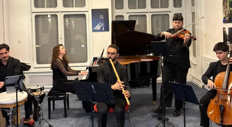 Hollanda'nın başkenti Amsterdam'da sanatçıları buluşturacak Türk Sanat Platformu kuruldu