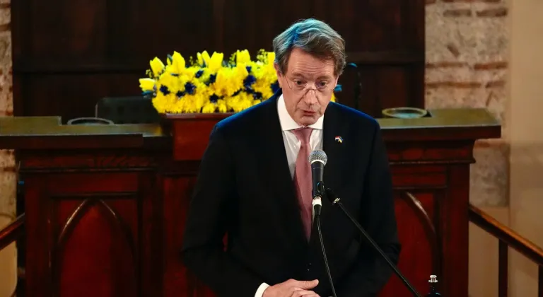 Hollanda'nın İstanbul Başkonsolosluğunda Rusya-Ukrayna Savaşı'nın 4. yılında anma etkinliği düzenlendi