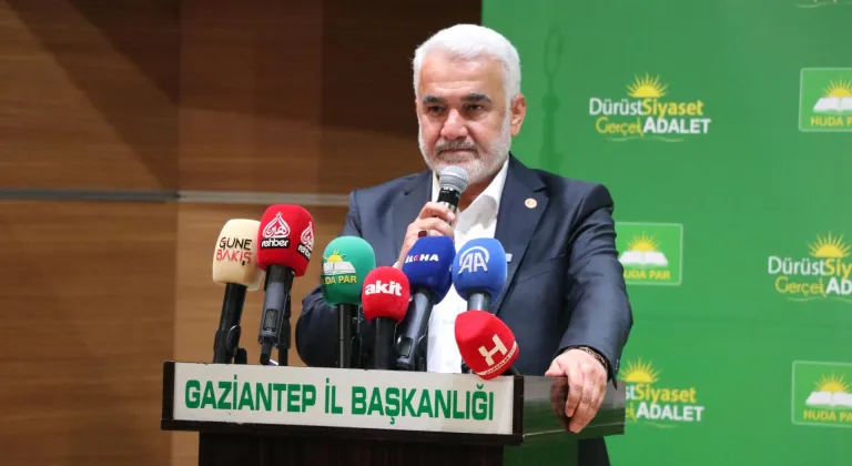 HÜDA PAR Genel Başkanı Yapıcıoğlu Gaziantep 5. Olağan İl Kongresi'ne katıldı