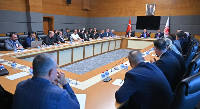 Hulusi Akar'dan şehit aileleri ve gazilere ilişkin yasa teklifine yönelik açıklama: