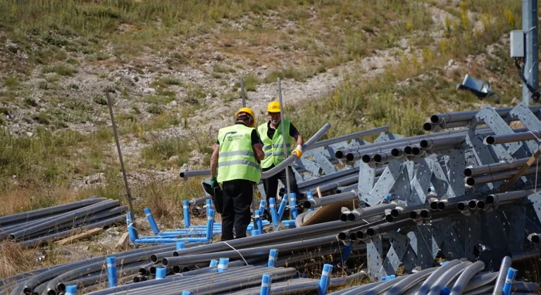 İç Anadolu'nun zirvesi Erciyes'te dağ kızağı projesi devam ediyor