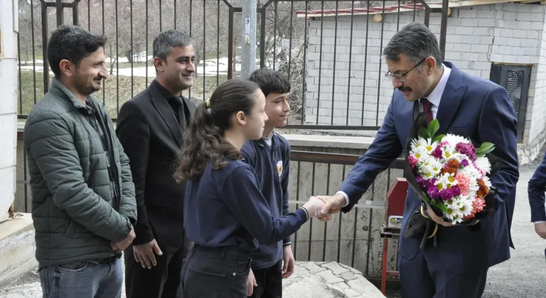 İçişleri Bakan Yardımcılığına atanan Hakkari Valisi Çelik'ten veda ziyaretleri