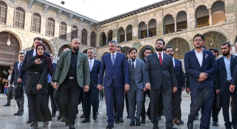 İçişleri Bakanı Çiftçi, Şam temaslarının ardından Emevi Camii'ni ziyaret etti