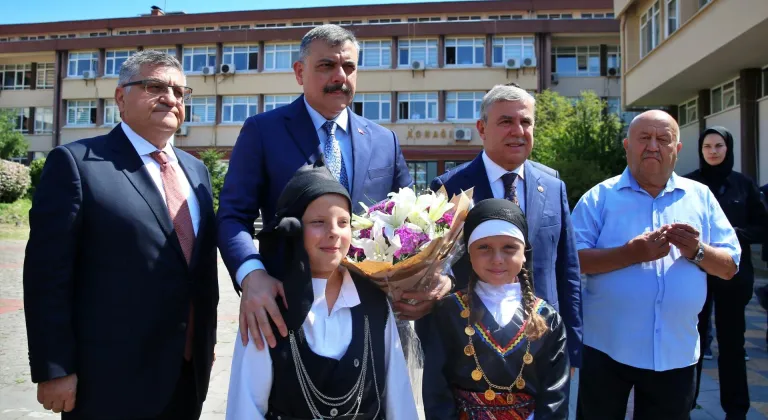 İçişleri Bakanı Çiftçi, Sinop'ta ziyaretlerde bulundu
