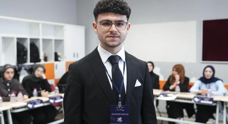 İmam hatip lisesi öğrencilerinin düzenlediği "Emperyalizm Çalıştayı" sona erdi