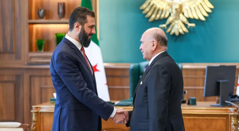 Irak Dışişleri Bakanı temaslarda bulunmak üzere Suriye’ye geldi