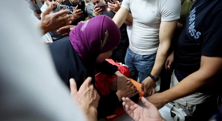 İsrail ordusu, sakinlerini göçe zorladığı Mugayyir'de 2 Filistinli genci daha hayattan kopardı