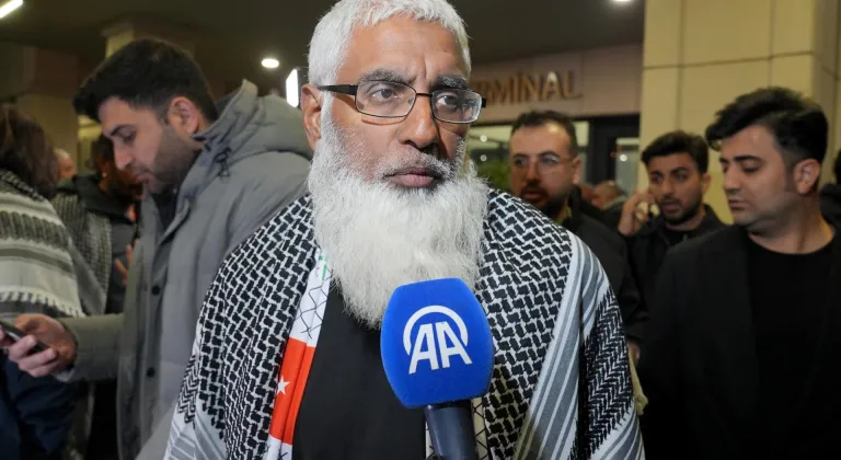 İsrail'in alıkoyduğu Küresel Sumud Filosu aktivistlerinden Hussain: "Bize plastik mermiyle saldırdılar"