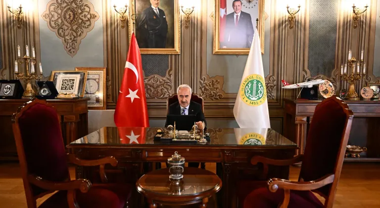 İstanbul Üniversitesi Rektörü Prof. Dr. Zülfikar, AA'nın "Yılın Kareleri" oylamasına katıldı