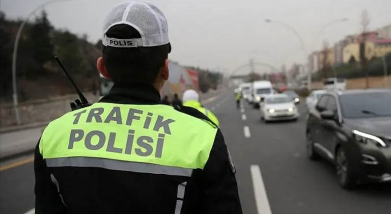 İstanbul'da 1 Mayıs tedbirleri: Bazı yollar trafiğe kapatıldı