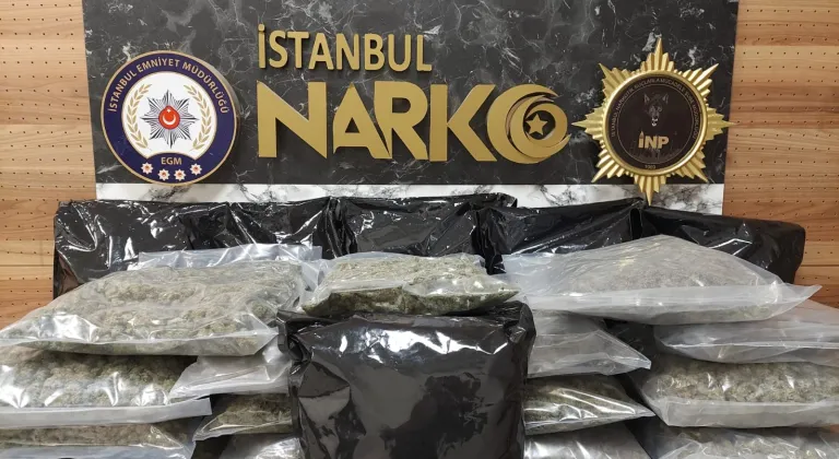 İstanbul'da 22 kilo 450 gram uyuşturucu ele geçirilen operasyonda 1 zanlı yakalandı