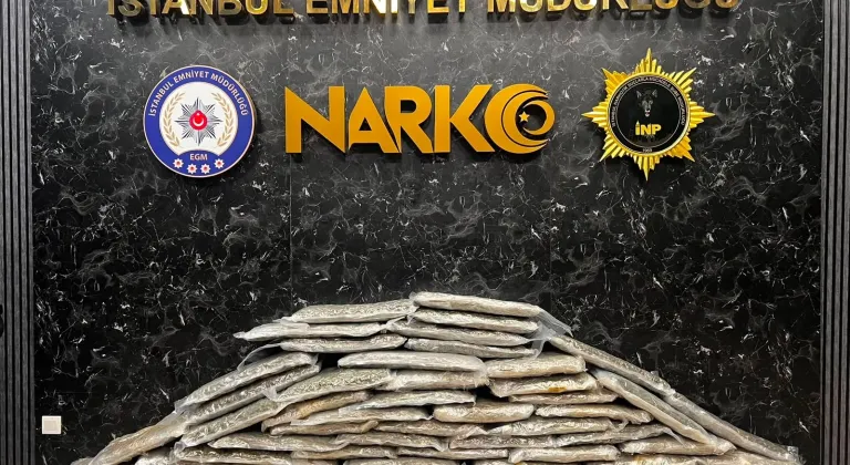 İstanbul’da bir araçta 83 kilogram skunk ele geçirildi