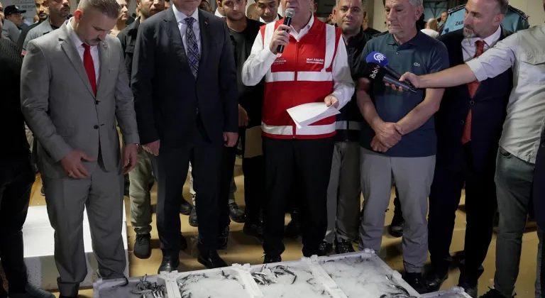İstanbul'da Gürpınar Su Ürünleri Hali'nde av sezonunun açılışı yapıldı