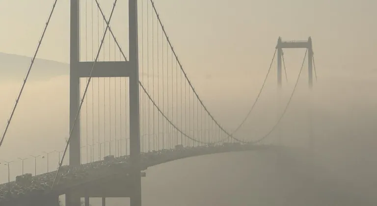 İstanbul'da sis etkili oluyor