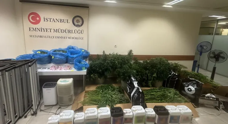 İstanbul'da uyuşturucu ticareti yaptığı iddiasıyla yakalanan 3 şüpheliden biri tutuklandı