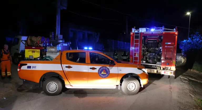 İtalya'nın Sicilya Adası'nda orman yangınlarını söndürme çalışmaları sürüyor