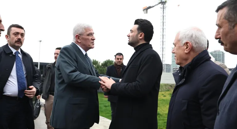 İYİ Parti Genel Başkanı Dervişoğlu, Bursaspor Kulübünü ziyaret etti
