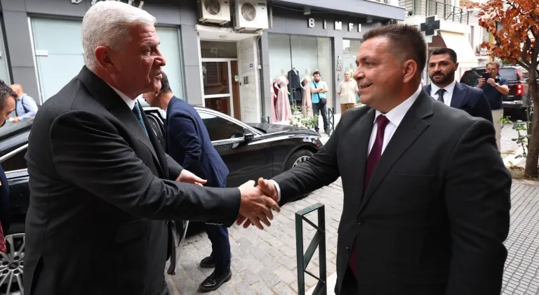 İYİ Parti Genel Başkanı Dervişoğlu Gümülcine'de Batı Trakya Türklerinin temsilcileriyle görüştü