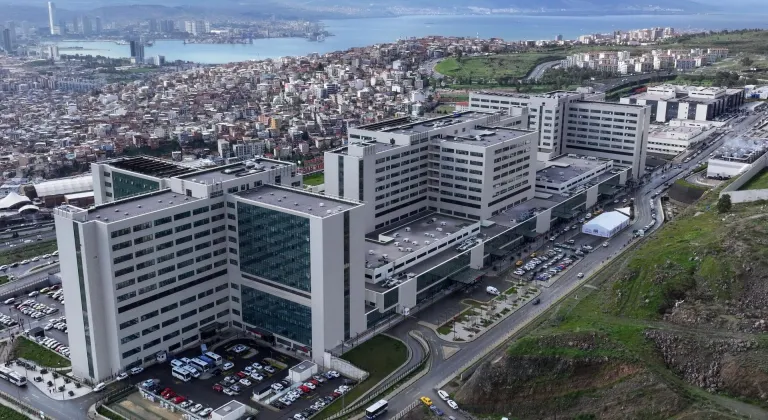 İzmir Vakıflar Bölge Müdürlüğü her gün 2 bin 500 kişiyi iftar sofralarında buluşturacak