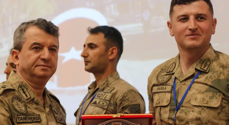 İzmir'de düzenlenen Piyade Tüfeği ve Tabanca Atış Yarışması sona erdi