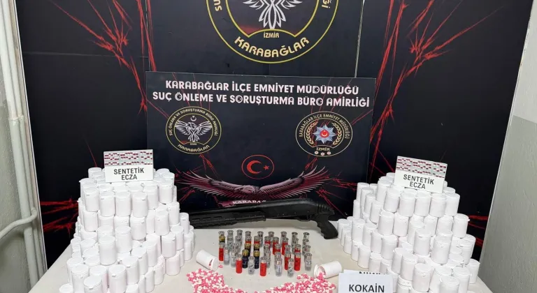 İzmir'de elektrik panosu ve koltuğa saklanmış uyuşturucu bulundu, 1 şüpheli yakalandı