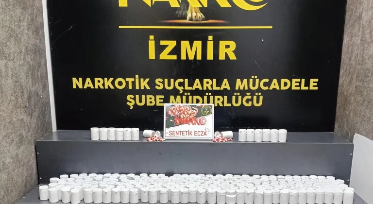 İzmir'de toprağa gömülü 17 bin 528 uyuşturucu hap ele geçirildi