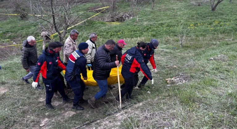 Kahramanmaraş'ta kayıp olarak aranan kişinin cesedi tarlada bulundu