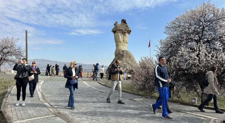 Kapadokya'da turistik merkezler bayram tatilinde 57 bin 988 ziyaretçiyi ağırladı
