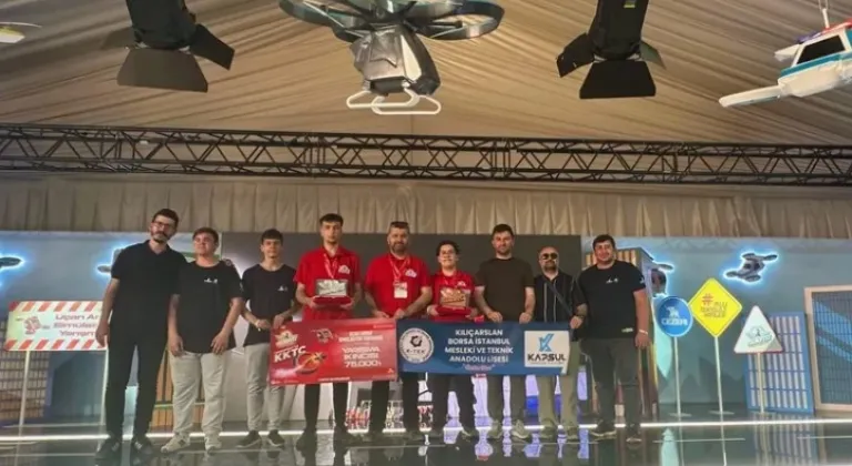 Kapsül KKTC'den İki Ödülle Döndü

