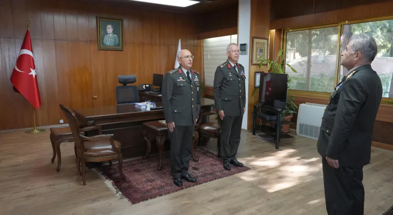 Kara Kuvvetleri Komutanı Orgeneral Tokel devir teslim törenlerine katıldı
