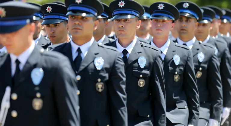 Karabük'te 408 polis adayı mezun oldu