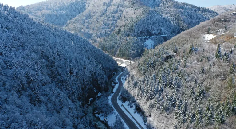 Karla kaplanan Küre Dağları havadan görüntülendi