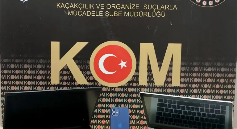 Kars ve Bursa'da "zimmet ve sahtecilik" operasyonunda 2 zanlı tutuklandı