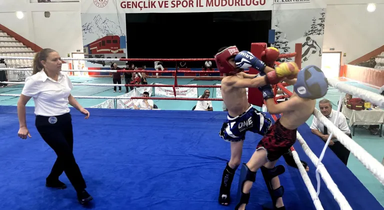 Kars'ta Ani'nin fethinin 962. yıl dönümü anısına Kick Boks Şampiyonası düzenlendi